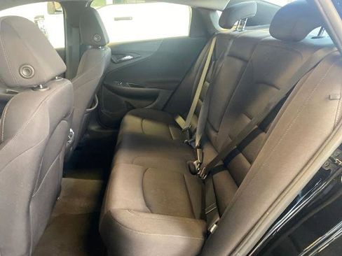 Used 2023 Chevrolet Malibu LT image 9