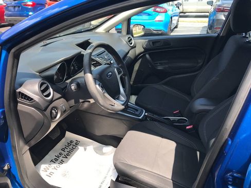 Used 2018 Ford Fiesta SE w/ Cold Weather Package FWD image 9