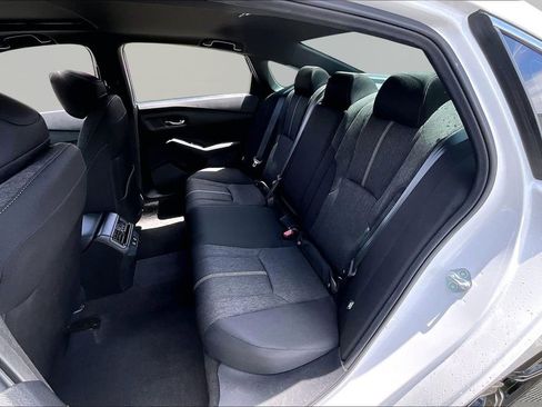 Used 2025 Honda Accord Sport image 18