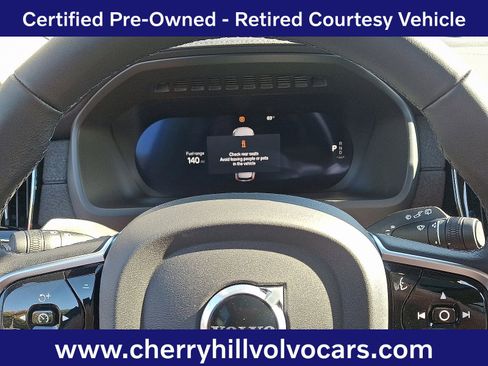 Certified 2025 Volvo XC90 B6 Plus image 21