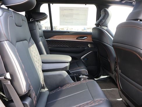 New 2026 Jeep Grand Cherokee L Summit AWD/4WD image 12