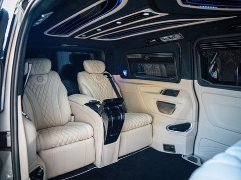 Used 2017 Mercedes-Benz Metris Passenger image 62