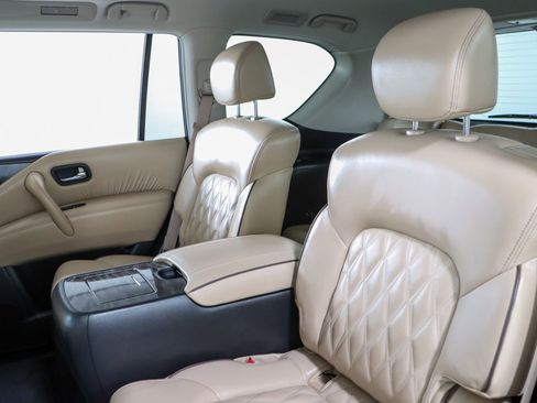 Used 2024 Nissan Armada Platinum w/ Captain's Chairs Package image 30