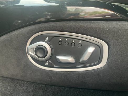 Used 2020 Aston Martin V8 Vantage Coupe RWD image 22