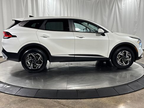 Certified 2023 Kia Sportage LX AWD/4WD image 6