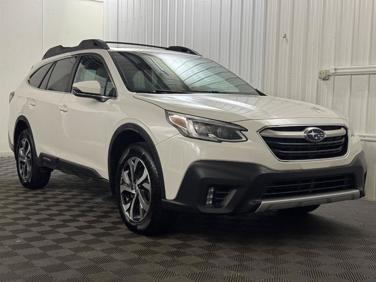 Used 2020 Subaru Outback Limited AWD/4WD image 6
