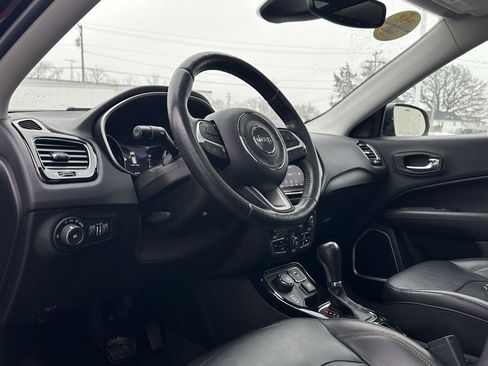 Used 2018 Jeep Compass Limited w/ Navigation Group image 10