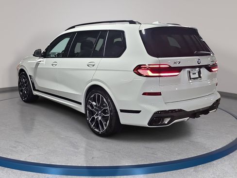 New 2026 BMW X7 xDrive40i w/ M Sport Package image 7