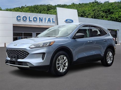Certified 2022 Ford Escape SE w/ Convenience Package image 3