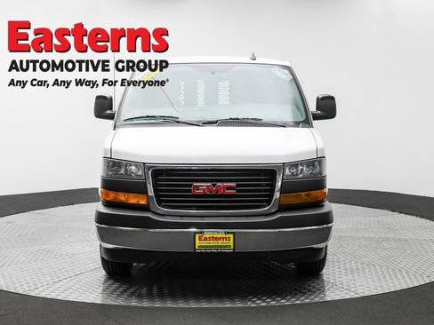 Used 2020 GMC Savana 2500 w/ Driver Convenience Package RWD image 2