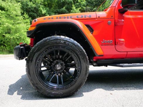 Used 2022 Jeep Gladiator Rubicon w/ LED Lighting Group AWD/4WD image 40