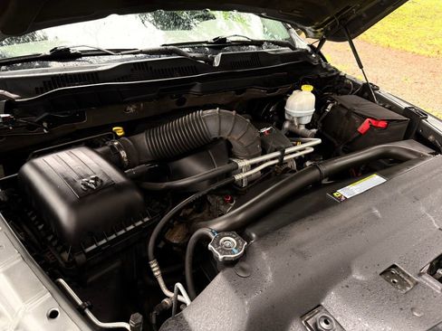 Used 2012 RAM 1500 Express image 54