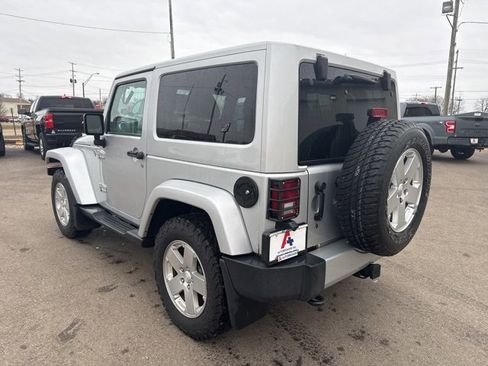 Used 2012 Jeep Wrangler Sahara w/ Dual Top Group image 5