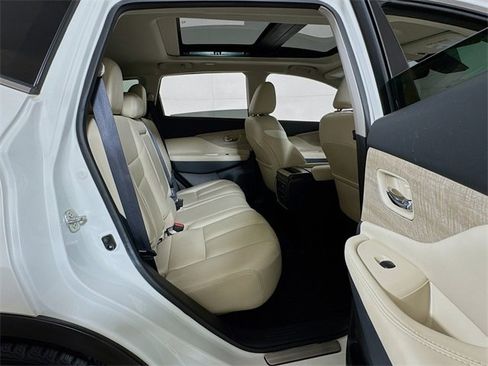 Used 2020 Nissan Murano SL w/ Moonroof Package image 27