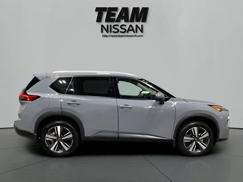 Certified 2024 Nissan Rogue SL w/ SL Premium Package AWD/4WD image 8