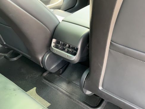 Used 2020 Tesla Model 3 Standard Range Plus RWD image 21
