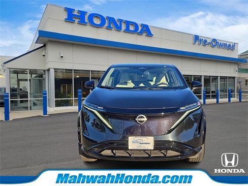 Used 2024 Nissan Ariya FWD image 2