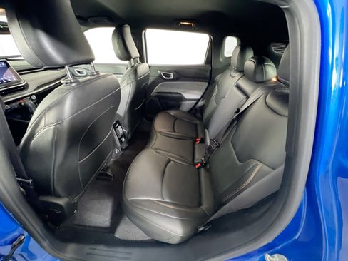 Used 2023 Jeep Compass Latitude AWD/4WD image 22
