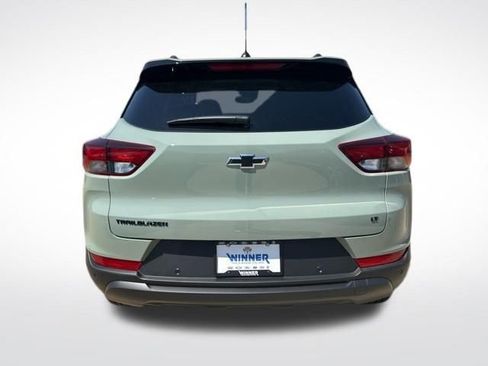 New 2026 Chevrolet TrailBlazer LT w/ Convenience Package FWD image 4