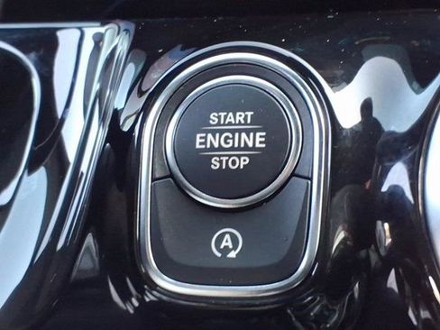 Certified 2026 Mercedes-Benz GLA 250 image 25