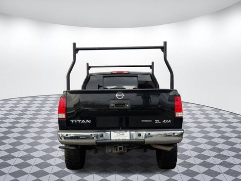 Used 2015 Nissan Titan SL image 6