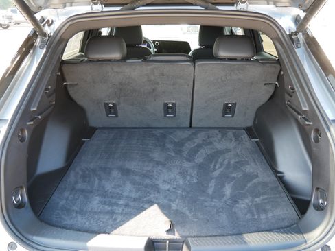 Used 2024 Chevrolet Equinox EV LT FWD image 10