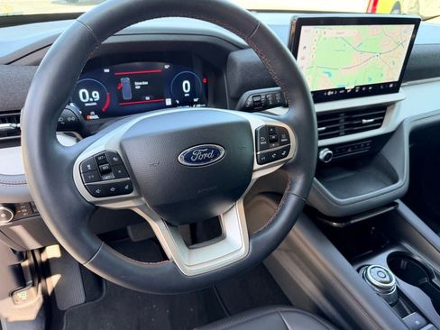 Certified 2025 Ford Explorer Active w/ Active Comfort Package RWD image 27