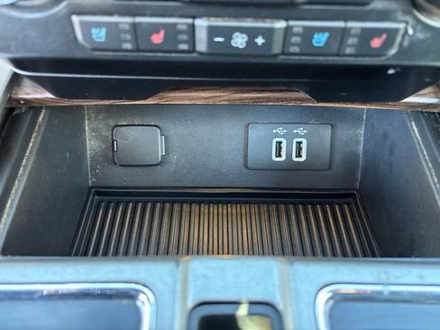 Used 2016 Ford F150 Lariat AWD/4WD image 6