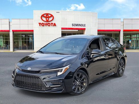 Used 2023 Toyota Corolla SE image 1