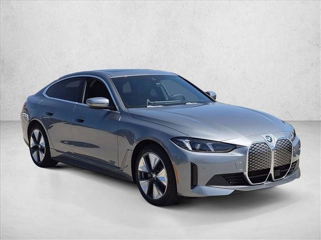 New 2026 BMW i4 eDrive40 w/ Premium Package RWD image 6