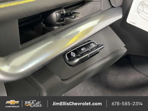 New 2025 Chevrolet Corvette E-Ray w/ ZER Performance Package AWD/4WD image 22