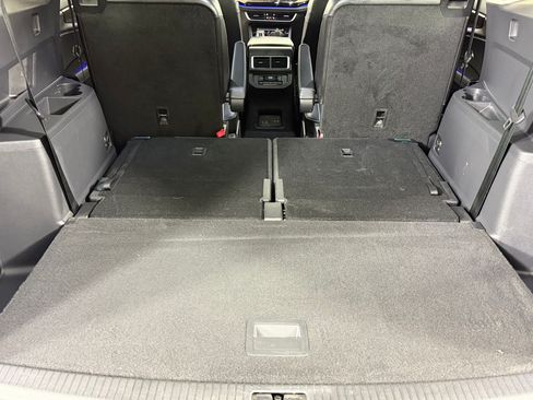 Used 2024 Volkswagen Atlas SEL Premium R-Line AWD/4WD image 19