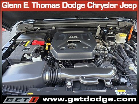 Used 2022 Jeep Wrangler Unlimited Sahara image 16