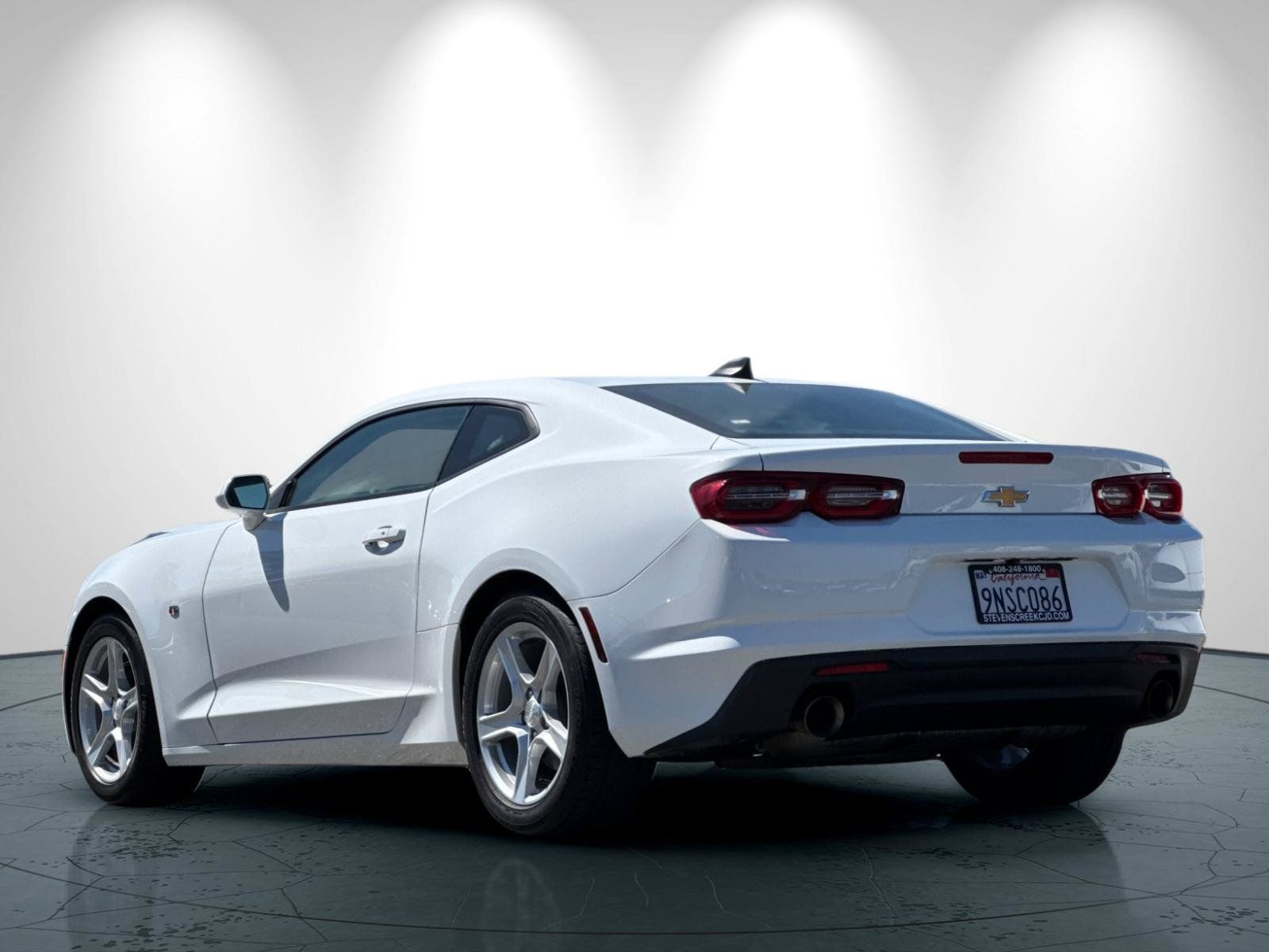 Used 2023 Chevrolet Camaro LT RWD image 6