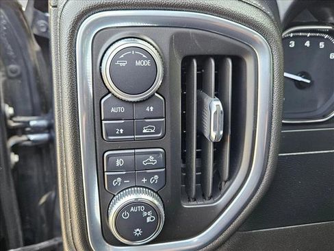 Used 2022 GMC Sierra 1500 Elevation image 16