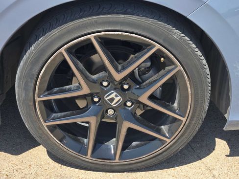 Used 2024 Honda Civic Sport Touring image 8