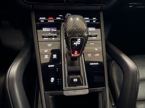 Used 2019 Porsche Cayenne AWD/4WD image 11