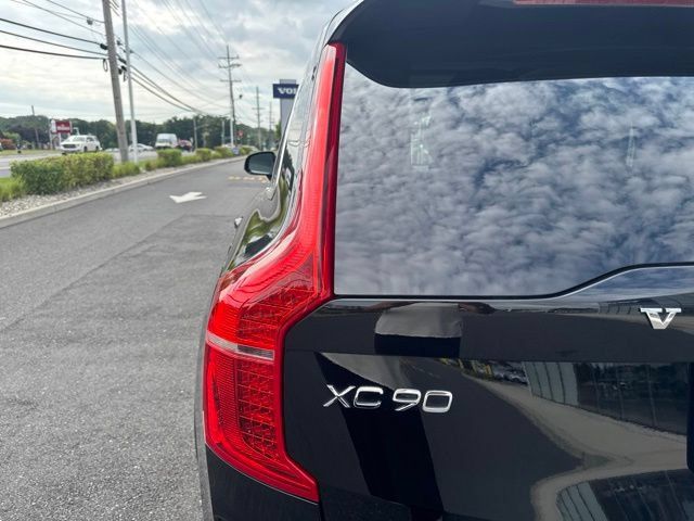 Used 2024 Volvo XC90 B6 Plus w/ Protection Package Premier AWD/4WD image 10