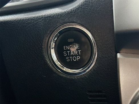 Used 2019 Toyota 4Runner Limited image 27