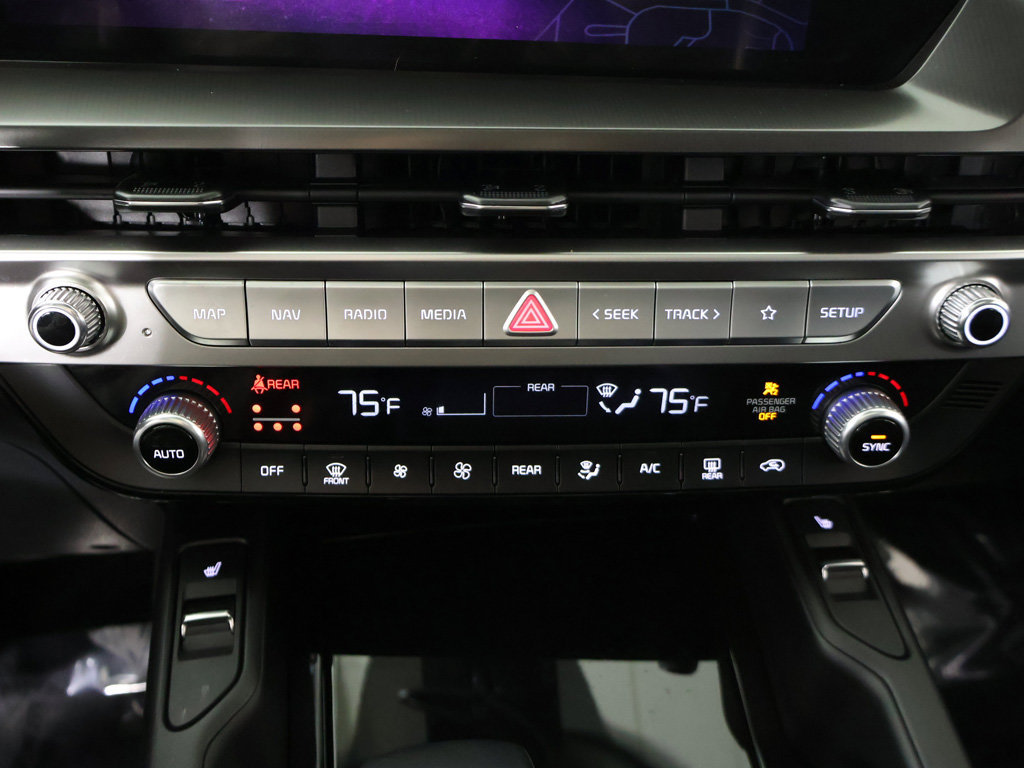 Certified 2025 Kia Telluride S FWD image 54