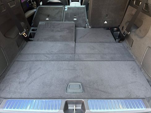 New 2026 Mercedes-Benz EQS 550 4MATIC SUV image 14