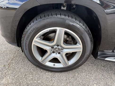 Used 2015 Mercedes-Benz GL 450 4MATIC image 14