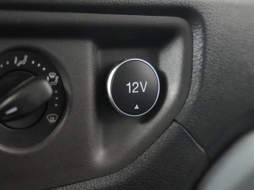 Used 2019 Ford Transit 250 148 Medium Roof RWD image 23