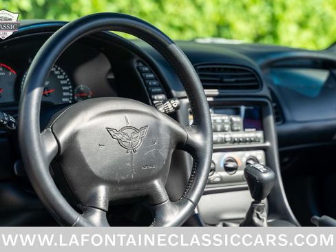 Used 1999 Chevrolet Corvette Coupe RWD image 54