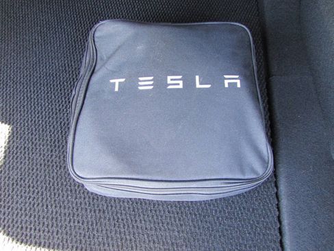 Used 2023 Tesla Model 3 Standard Range RWD image 34