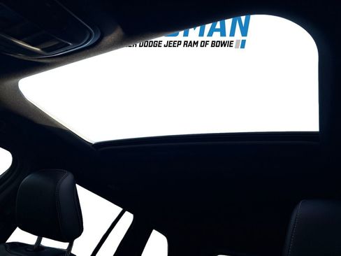 New 2025 Jeep Grand Cherokee Altitude image 21