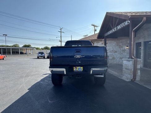 Used 2010 Ford F250 Lariat image 3