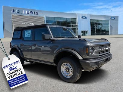 New 2025 Ford Bronco 4-Door