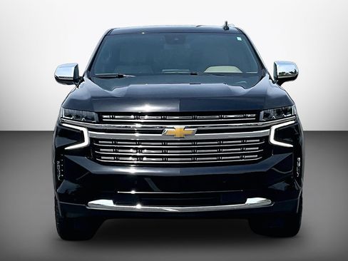 Used 2024 Chevrolet Tahoe Premier AWD/4WD image 2