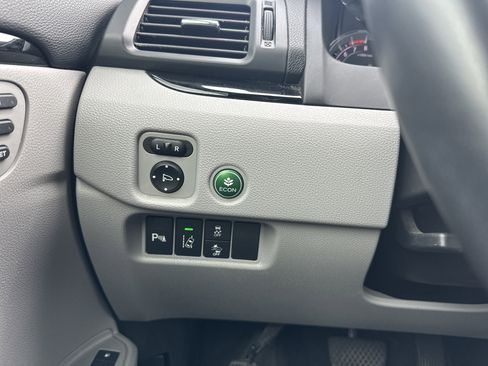 Used 2017 Honda Pilot Touring image 28